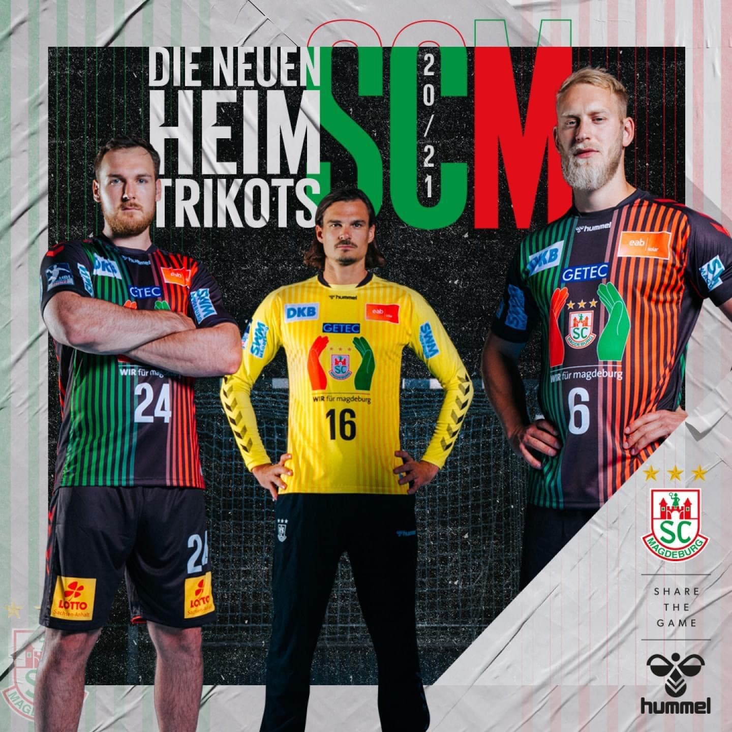 Handballer des SC Magdeburg in Aktion mit eab solar Logo im Hintergrund